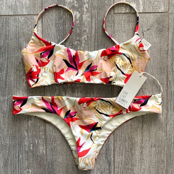 π₯π₯BILLABONG - LOVE LIKE SUMMER TROPIC SETπ₯π₯ - Picture 2 of 5